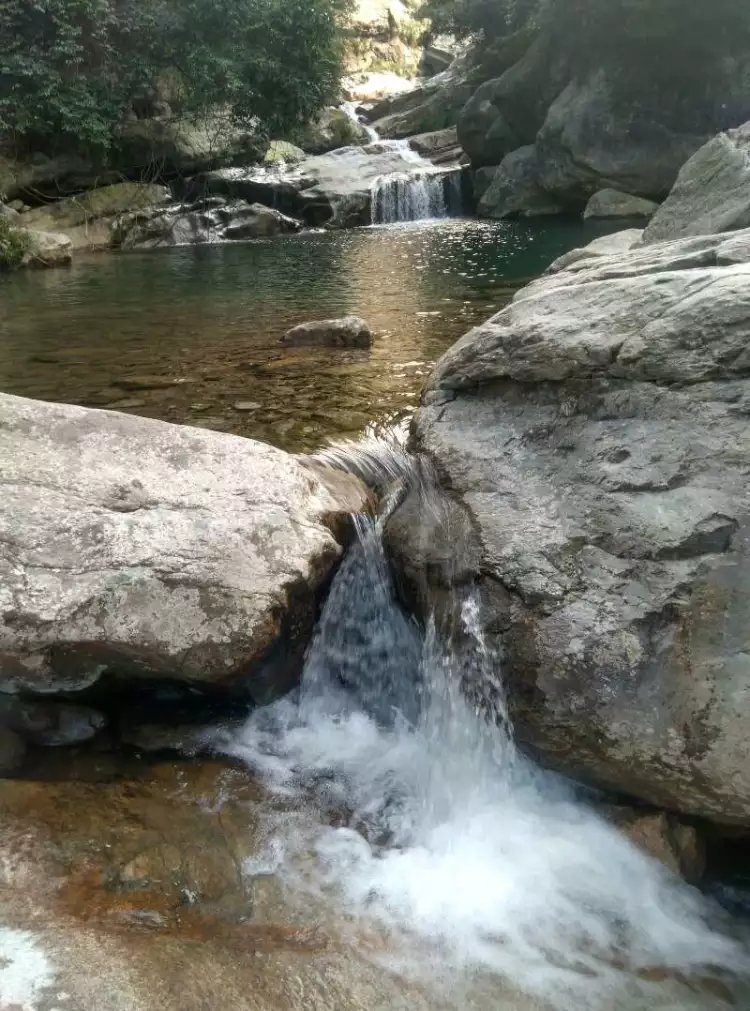 庐山碧龙潭,九色溪清凉游